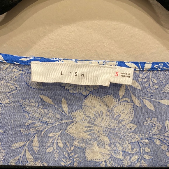 Pinkblush Blue Floral Paisley Button Front 3/4 Sleeve Maternity Top - Picture 11 of 13